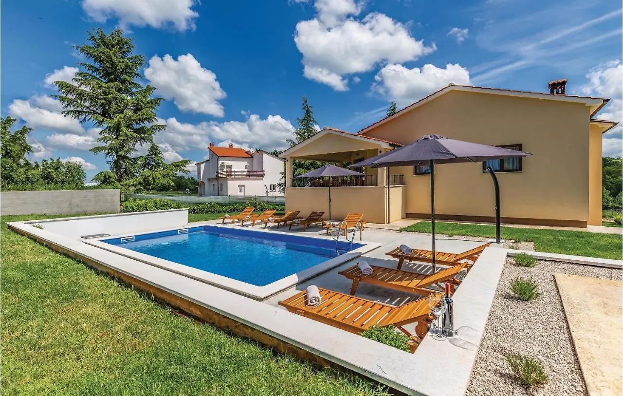 Amazing Home In Pazin With Wifi